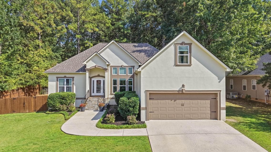 Photo of 8452 Lady Slipper Road
