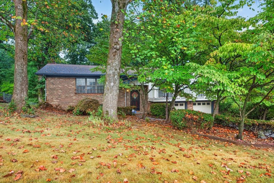 Photo of 6410 Ridge Lake Road