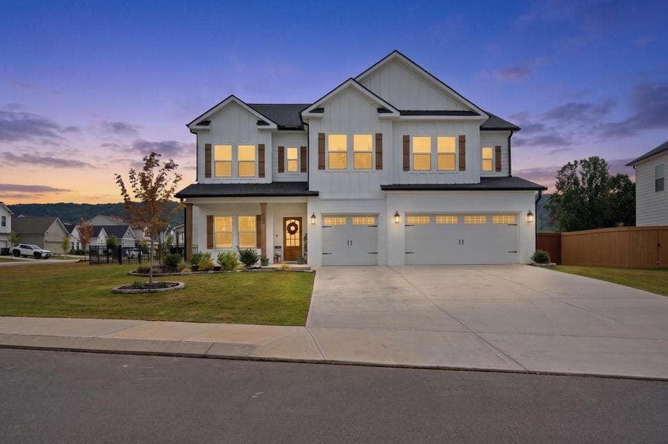 Photo of 2040 Firelight Way