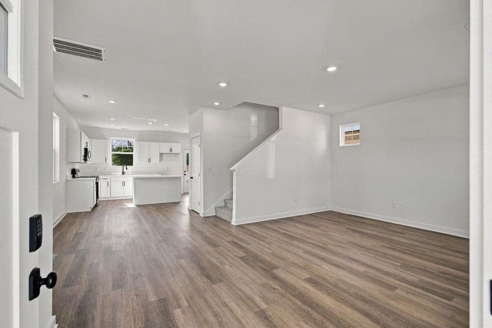 Photo of 884 Gardenview Way