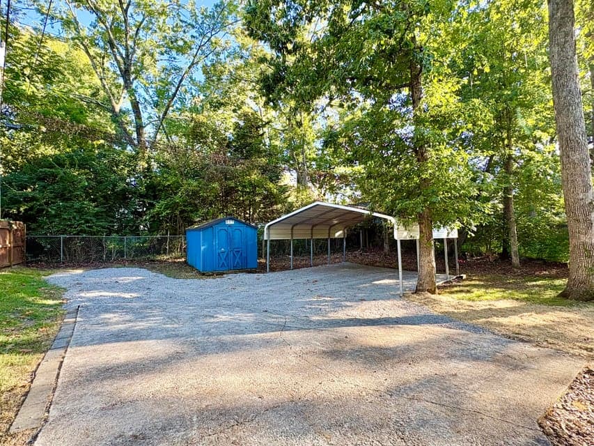 Additional photo 3 of 922 Ridgeway Avenue