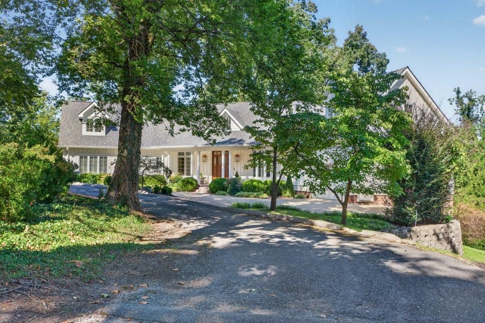 Photo of 1117 Winding Oaks Way