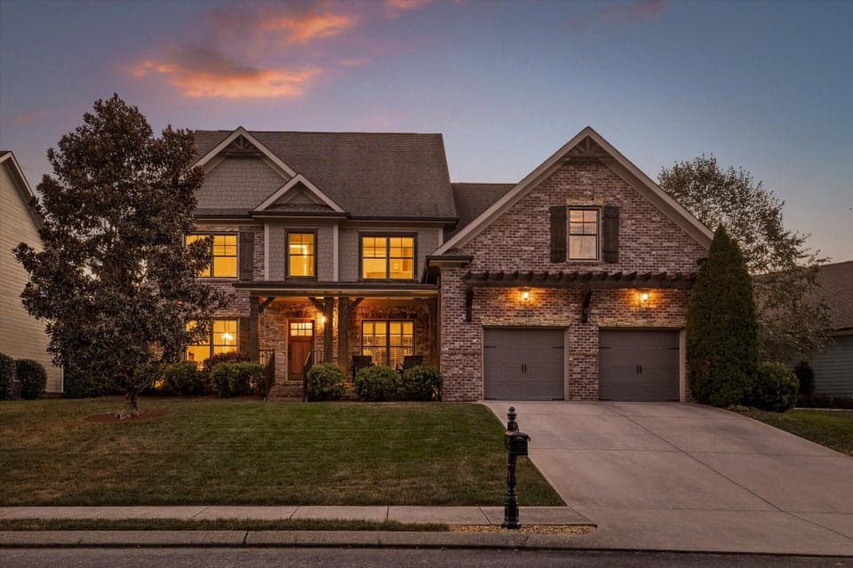 Photo of 866 Deer Valley Drive