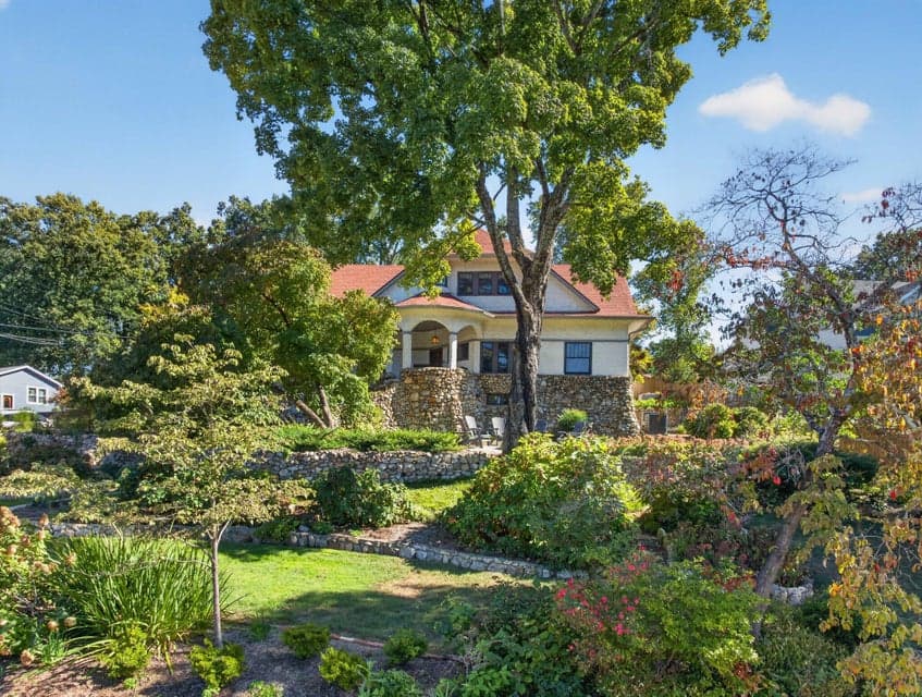 Photo of 900 Mississippi Avenue