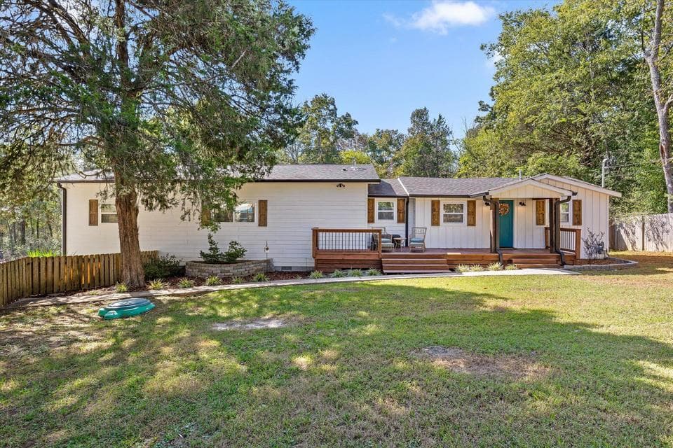Photo of 6607 Snow Hill Road