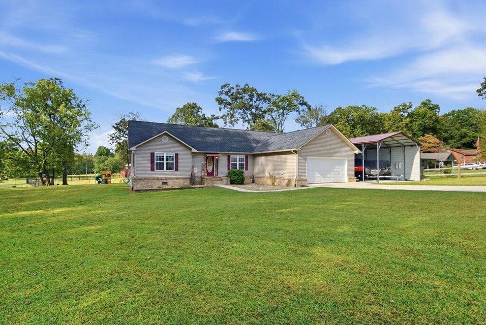 Photo of 488 Sable Road