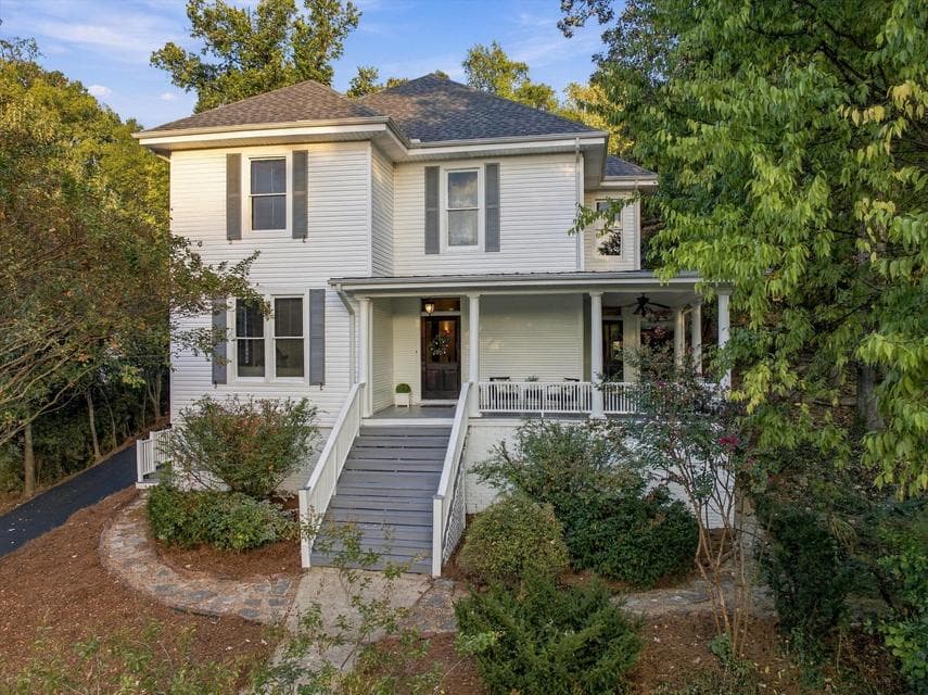 Photo of 806 Tremont Street