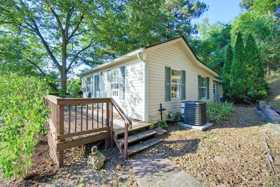 Photo of 6823 Martha Avenue