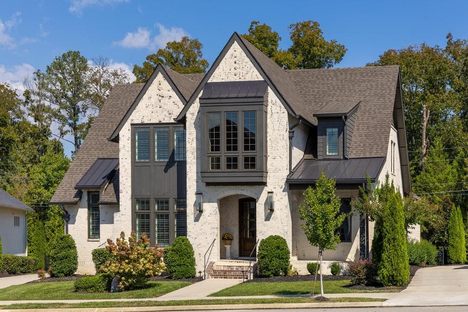 Additional photo 3 of 9394 Calder Circle