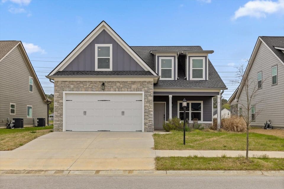 Photo of 1046 Silverpine Drive