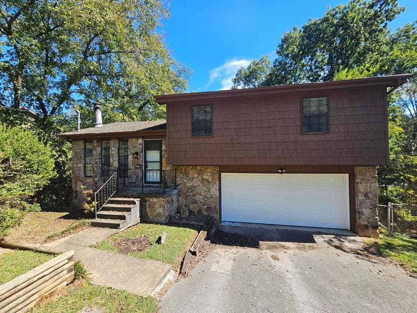 Photo of 3418 Martin Road
