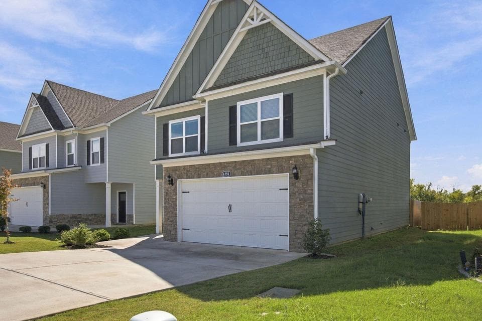 Photo of 6794 Dharma Loop