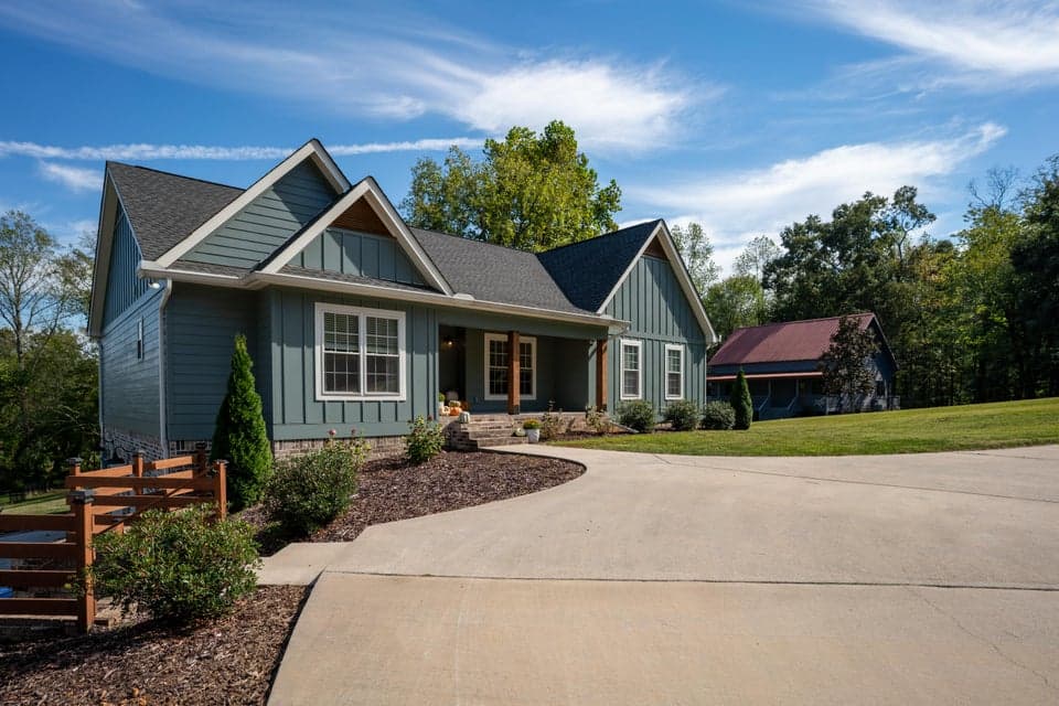 Photo of 5558 Tucker Road