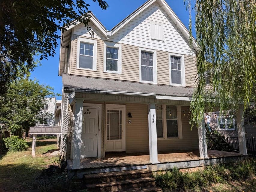 Photo of 407 Colville Street