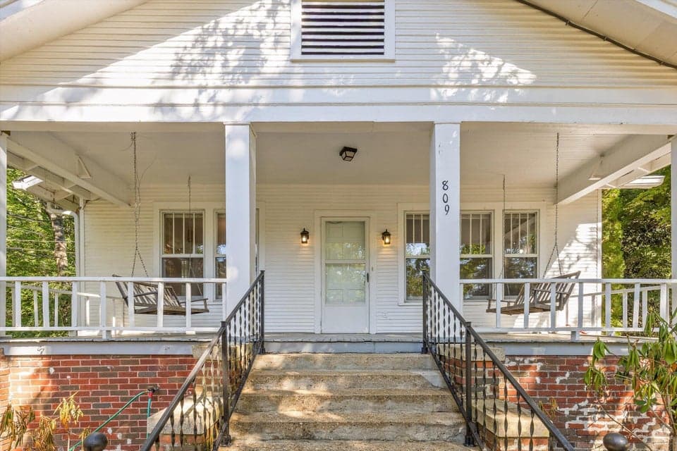 Photo of 809 Fairmount Avenue