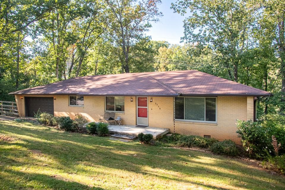 Photo of 3219 Ozark Circle