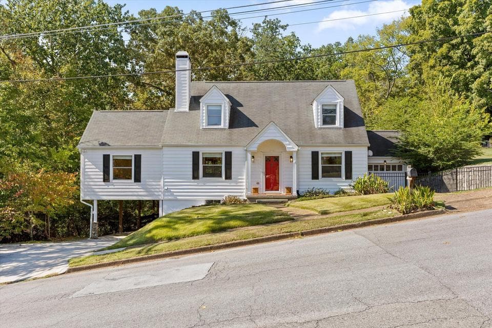 Photo of 912 Mount Vernon Avenue