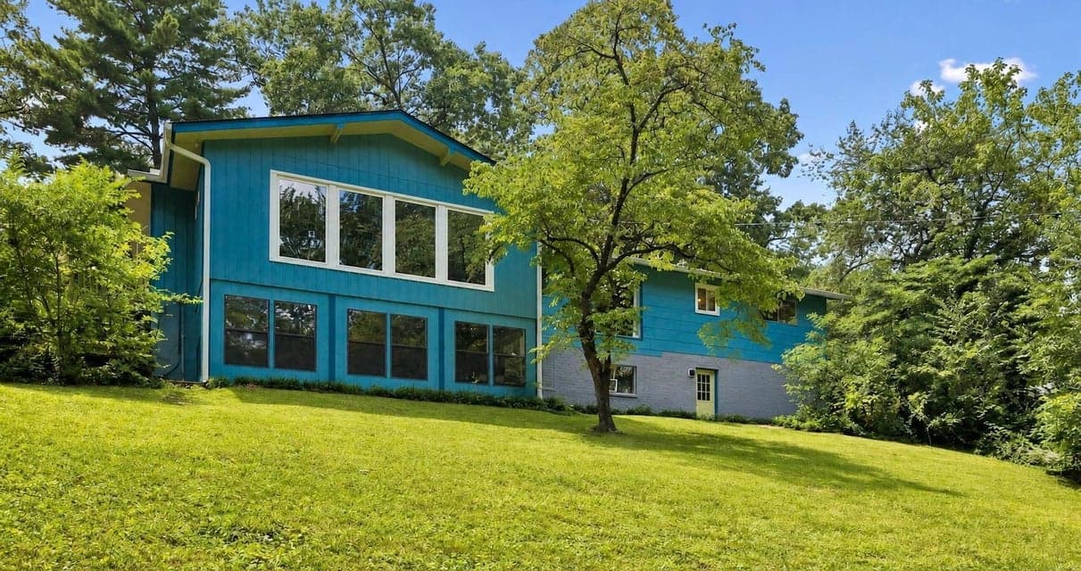 Photo of 4526 Cloverdale Loop