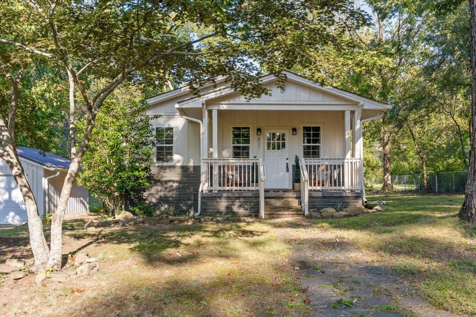 Photo of 831 Fairmount Avenue