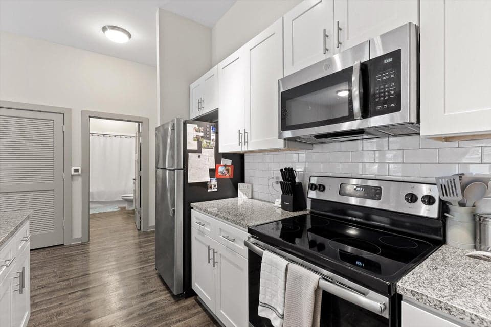 Additional photo 3 of 782 Riverfront Parkway, 107