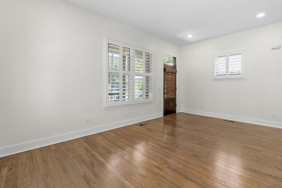 Additional photo 2 of 5685 Lee Avenue