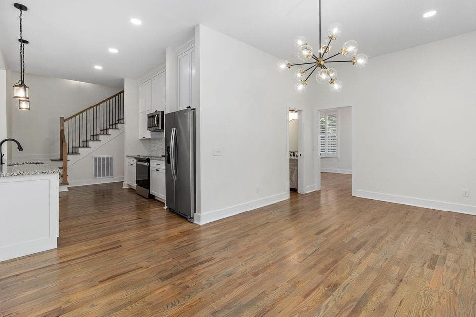Additional photo 3 of 5685 Lee Avenue