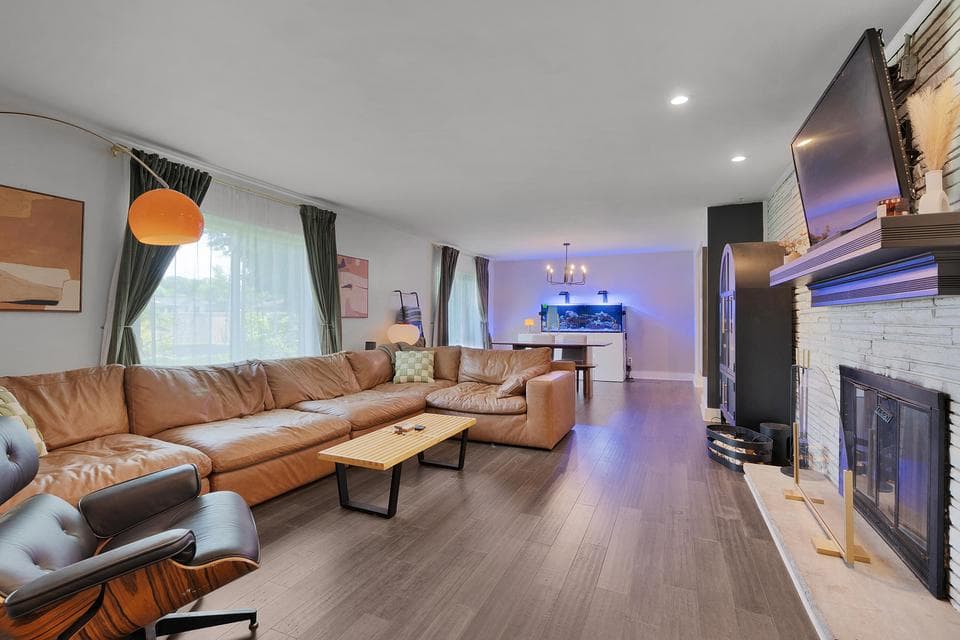 Additional photo 3 of 4020 Wade Drive
