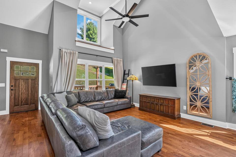 Additional photo 3 of 6238 Pine Marr Drive