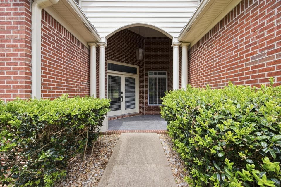 Additional photo 2 of 4833 Hampshire Place