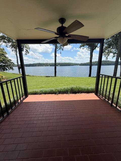 Additional photo 3 of 4336 Lakeshore Lane, 102