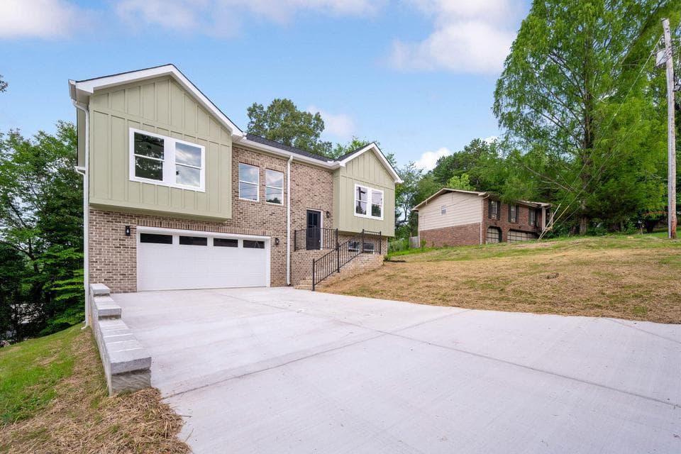 Additional photo 2 of 414 Peyton Drive