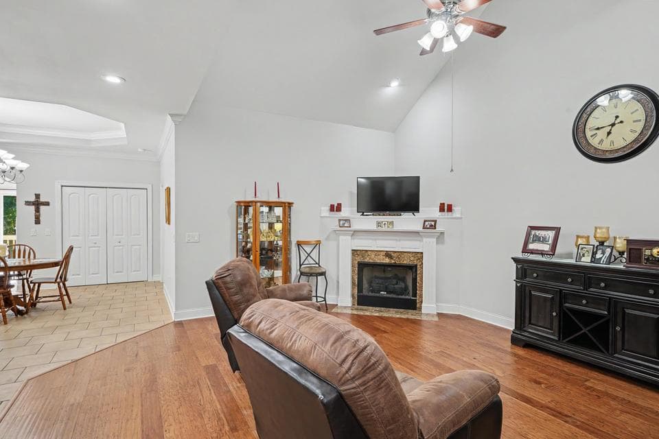 Additional photo 3 of 7624 Magnolia Leaf Lane