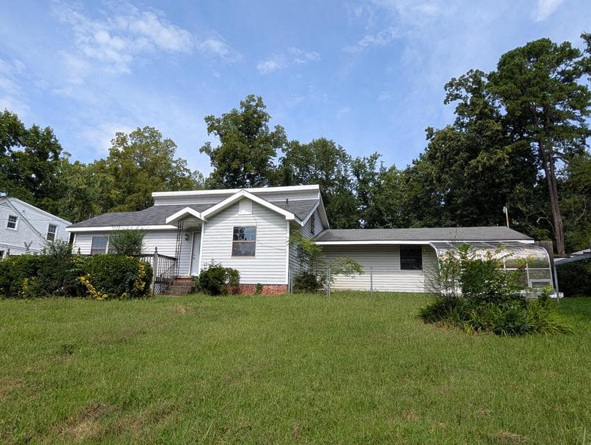 Additional photo 3 of 278 Sims Drive