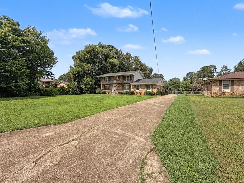 Additional photo 3 of 813 Kay Circle