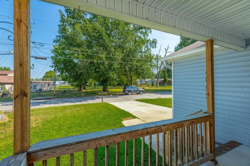 Additional photo 2 of 6008 Fisk Avenue