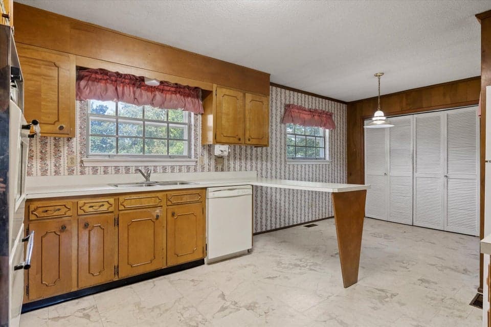 Additional photo 3 of 1505 Kippy Drive