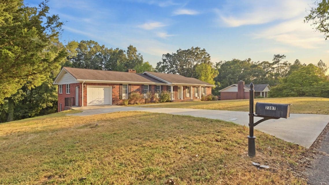 Additional photo 2 of 2387 Gale Lane