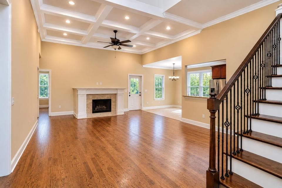 Additional photo 3 of 8664 Maple Valley Drive