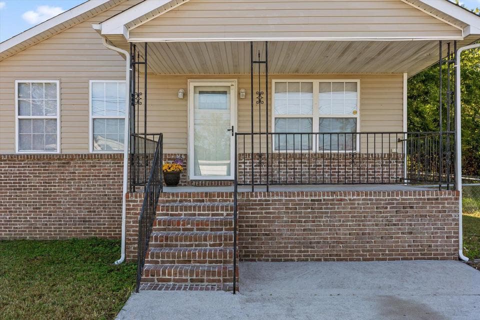 Additional photo 2 of 1818 Tuskegee Boulevard