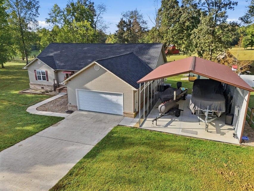 Additional photo 3 of 488 Sable Road