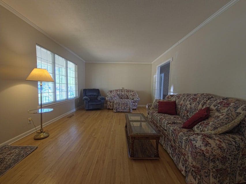 Additional photo 2 of 548 Las Lomas Drive