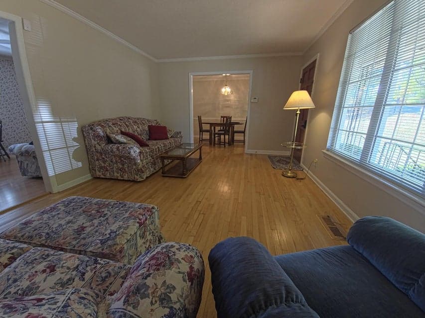 Additional photo 3 of 548 Las Lomas Drive
