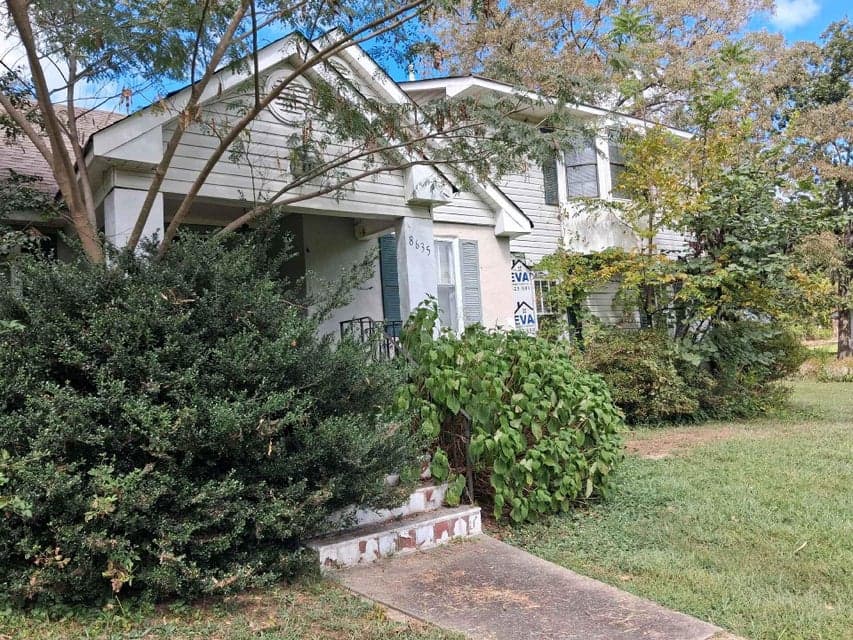 Additional photo 2 of 8635 Walnut Road