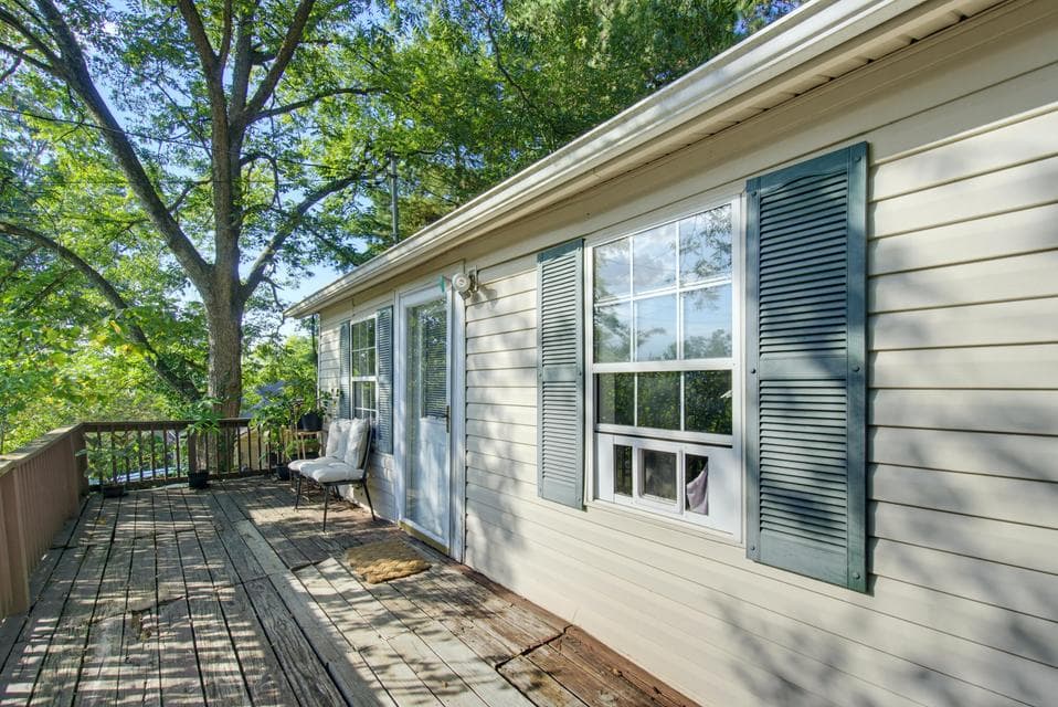 Additional photo 3 of 6823 Martha Avenue