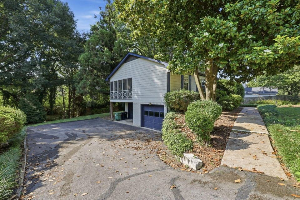Additional photo 3 of 988 Stone Crest Circle