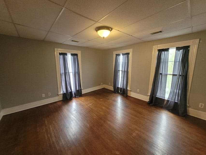 Additional photo 2 of 407 Colville Street, B